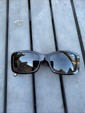 Authentic Versace Tortoiseshell Sunglasses with Brown Gradient Lenses